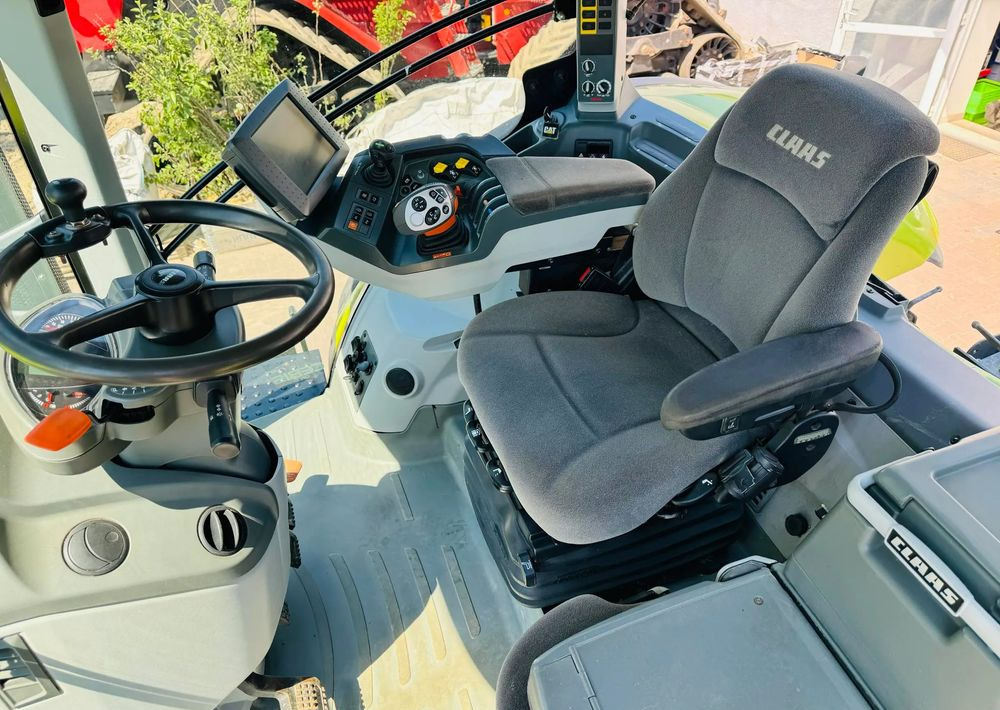 Лизинг на  Claas Axion 830 CEBIS Claas Axion 830 CEBIS: снимка 12
