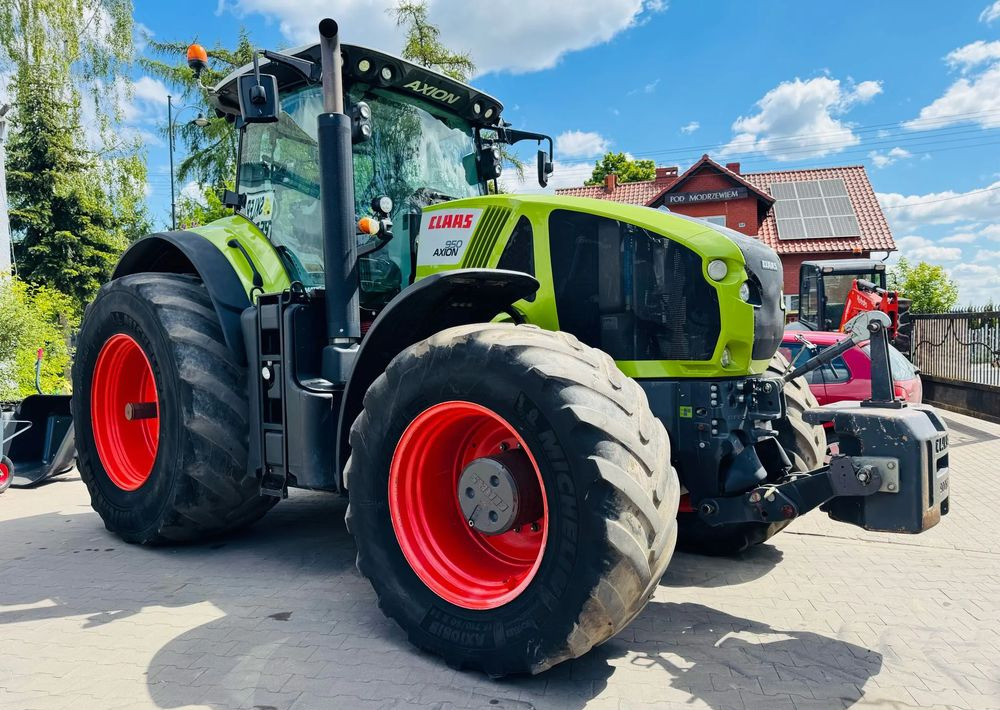 Claas Axion 950 CMATIC - Трактор: снимка 3 Claas Axion 950 CMATIC - Трактор: снимка 3