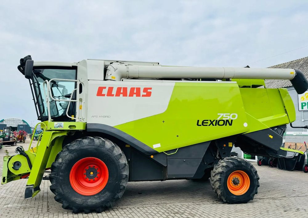 Claas LEXION 750 APS HYBRID - Зърнокомбайн: снимка 1 Claas LEXION 750 APS HYBRID - Зърнокомбайн: снимка 1