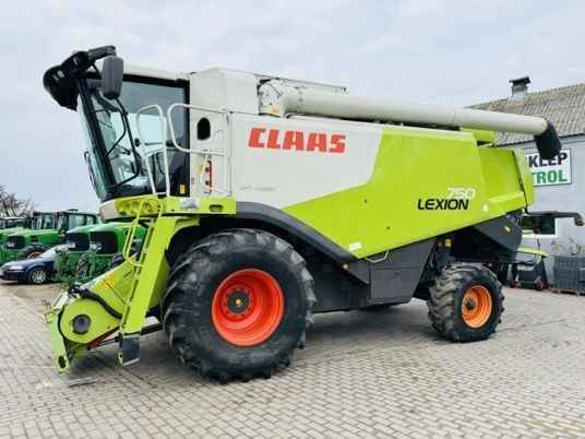 Claas Lexion 750 APS Hybrid - Зърнокомбайн: снимка 2 Claas Lexion 750 APS Hybrid - Зърнокомбайн: снимка 2