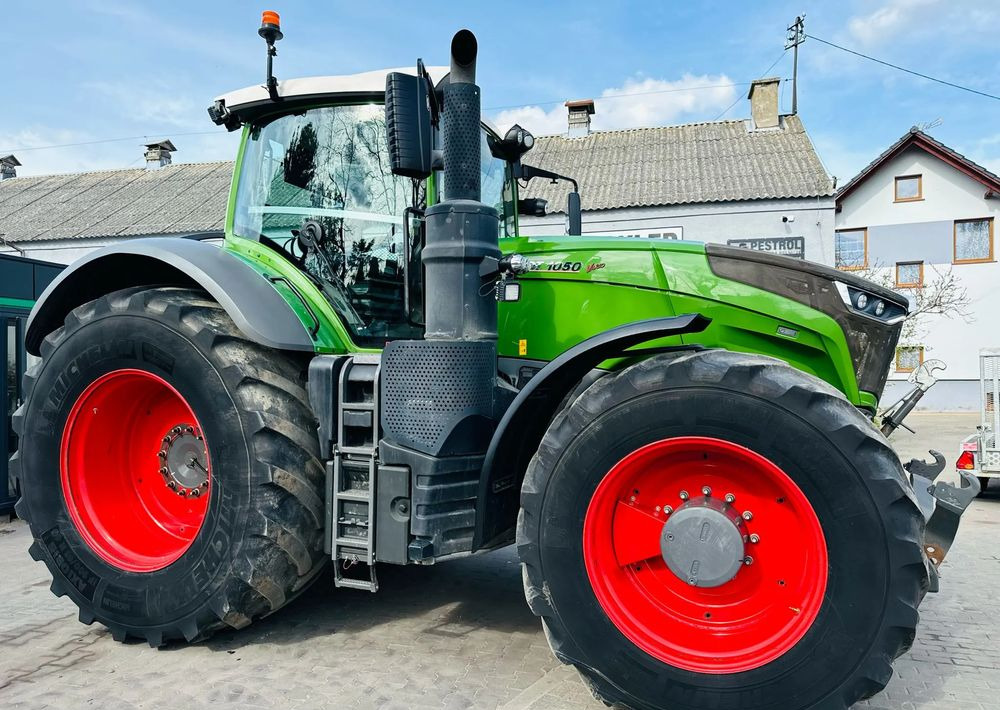 Fendt 1050 Vario - Трактор: снимка 2 Fendt 1050 Vario - Трактор: снимка 2