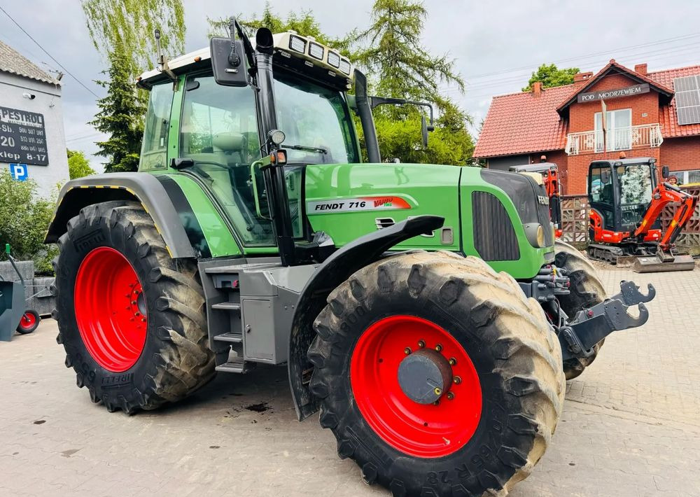 Fendt 716 Vario - Трактор: снимка 4 Fendt 716 Vario - Трактор: снимка 4