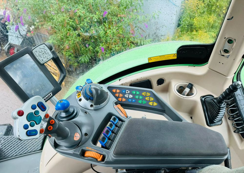 Трактор Fendt 724 VARIO PROFI: снимка 8