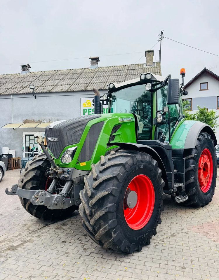 Fendt 828 Vario Profi Plus - Трактор: снимка 1 Fendt 828 Vario Profi Plus - Трактор: снимка 1