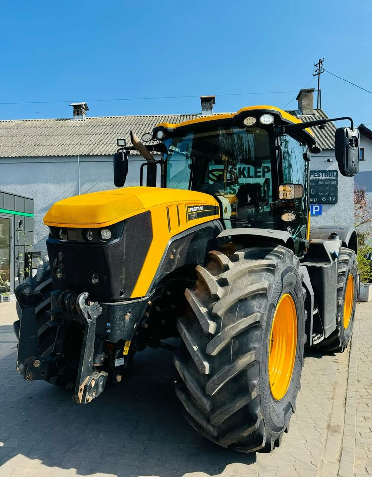 JCB Fastrac 4220 - Трактор: снимка 3 JCB Fastrac 4220 - Трактор: снимка 3