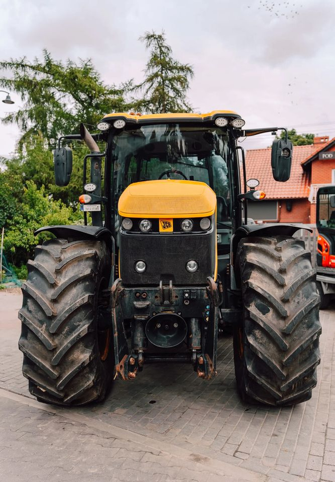 JCB Fastrac 4220 - Трактор: снимка 5 JCB Fastrac 4220 - Трактор: снимка 5