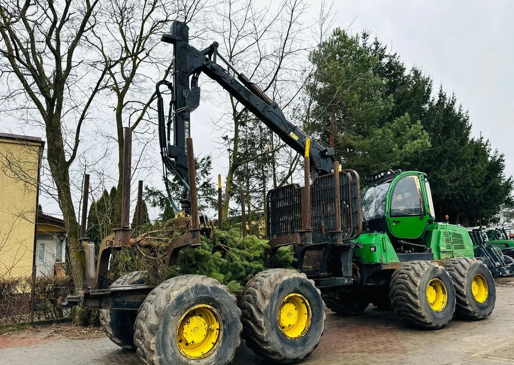 John Deere 1910E - Форвардер: снимка 4 John Deere 1910E - Форвардер: снимка 4