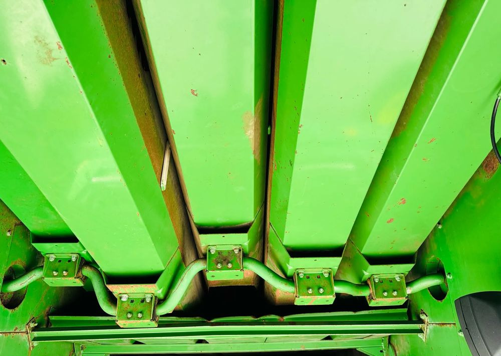 Зърнокомбайн John Deere 2254: снимка 19