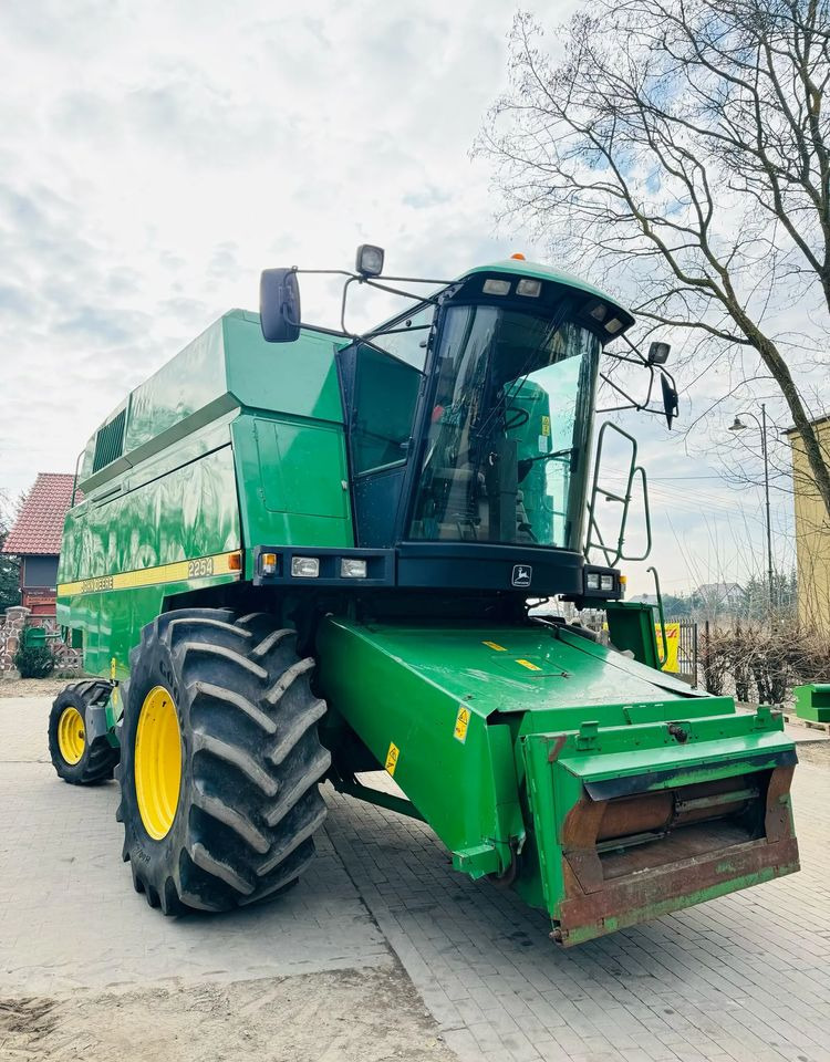 John Deere 2254 - Зърнокомбайн: снимка 5 John Deere 2254 - Зърнокомбайн: снимка 5