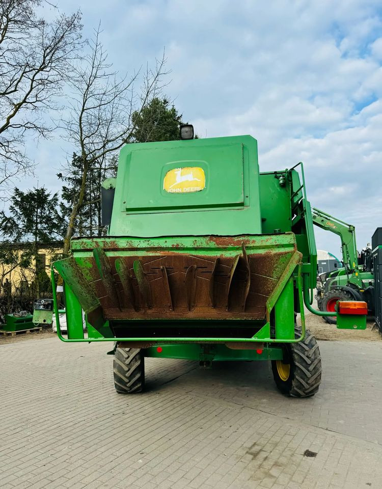 Зърнокомбайн John Deere 2254: снимка 14
