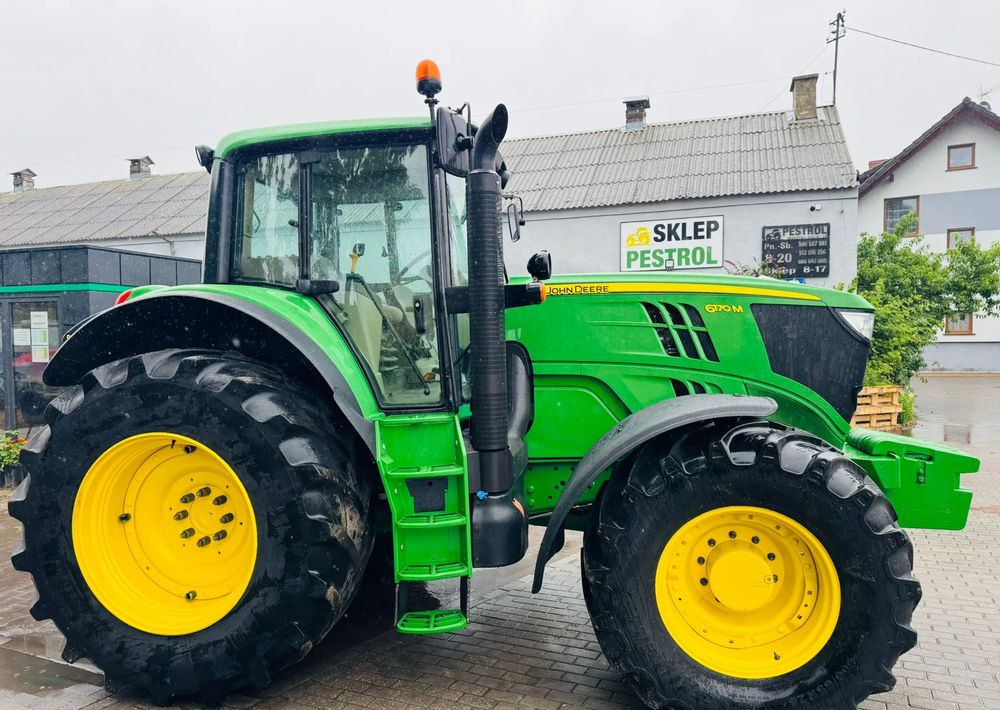 John Deere 6170M - Трактор: снимка 2 John Deere 6170M - Трактор: снимка 2