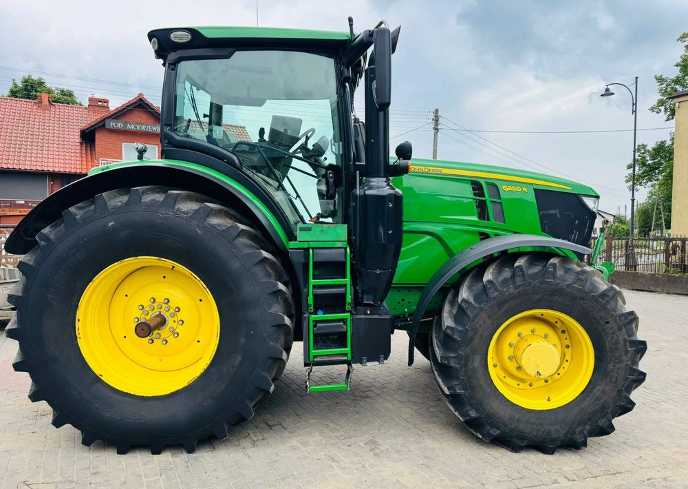 John Deere 6250R - Трактор: снимка 3 John Deere 6250R - Трактор: снимка 3