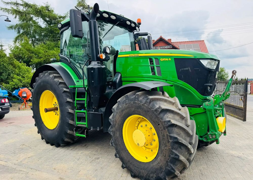 John Deere 6250R - Трактор: снимка 5 John Deere 6250R - Трактор: снимка 5