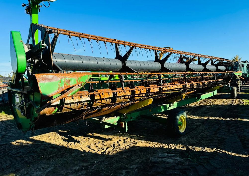 John Deere 630R - Хедер: снимка 3 John Deere 630R - Хедер: снимка 3