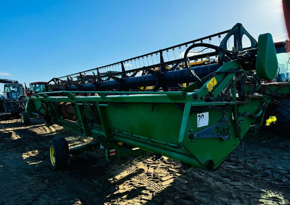 John Deere 630R - Хедер: снимка 2 John Deere 630R - Хедер: снимка 2