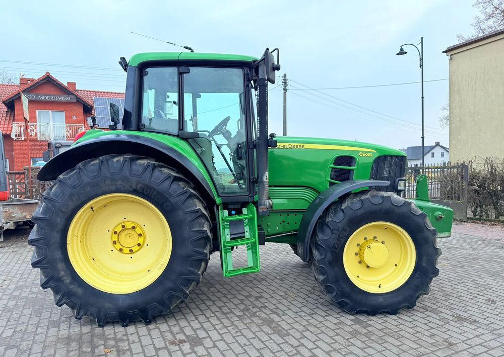 John Deere 6930 - Трактор: снимка 4 John Deere 6930 - Трактор: снимка 4