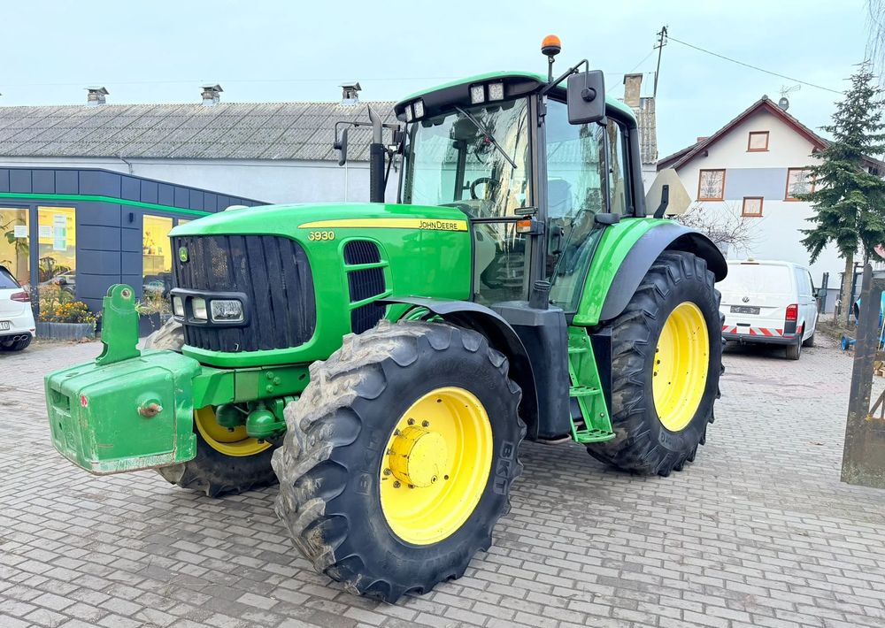 John Deere 6930 - Трактор: снимка 2 John Deere 6930 - Трактор: снимка 2