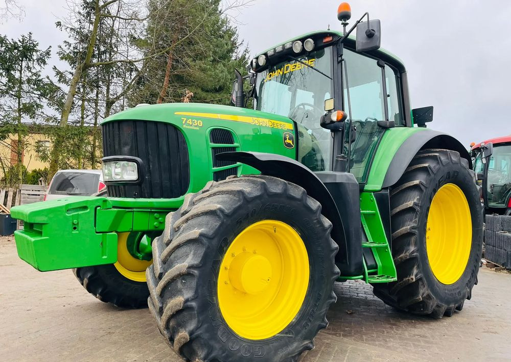 John Deere 7430 - Трактор: снимка 1 John Deere 7430 - Трактор: снимка 1