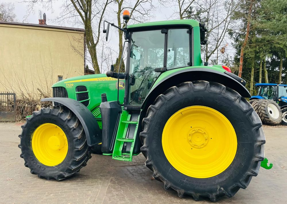 John Deere 7430 - Трактор: снимка 4 John Deere 7430 - Трактор: снимка 4