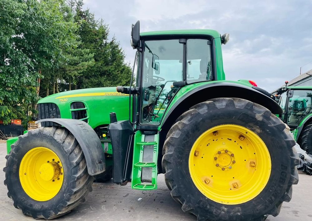 John Deere 7530 PREMIUM - Трактор: снимка 5 John Deere 7530 PREMIUM - Трактор: снимка 5