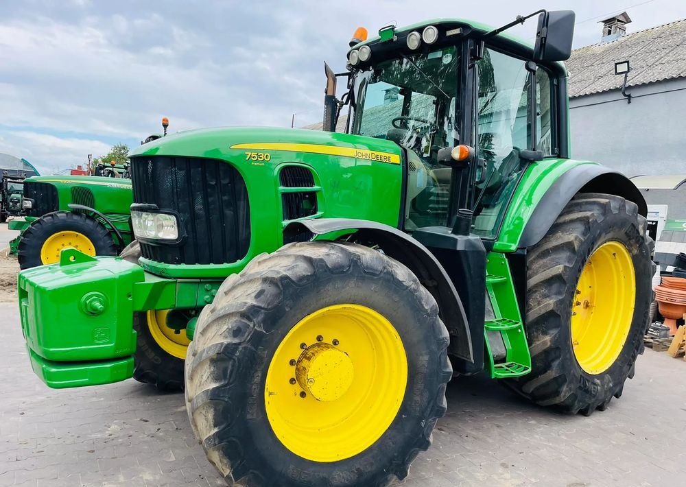 John Deere 7530 PREMIUM - Трактор: снимка 3 John Deere 7530 PREMIUM - Трактор: снимка 3