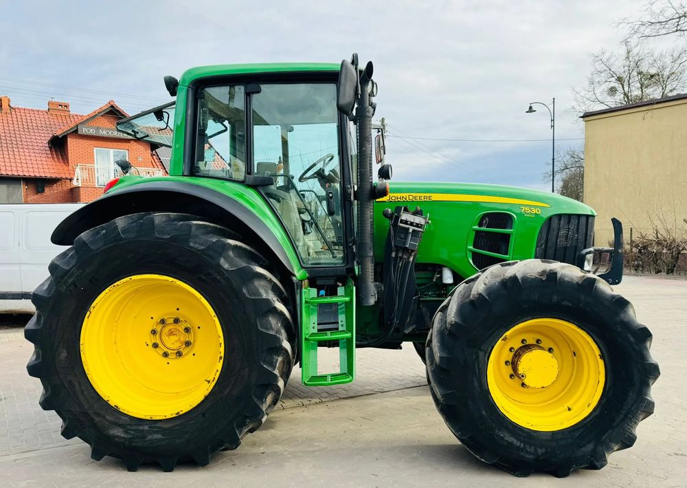 John Deere 7530 - Трактор: снимка 4 John Deere 7530 - Трактор: снимка 4