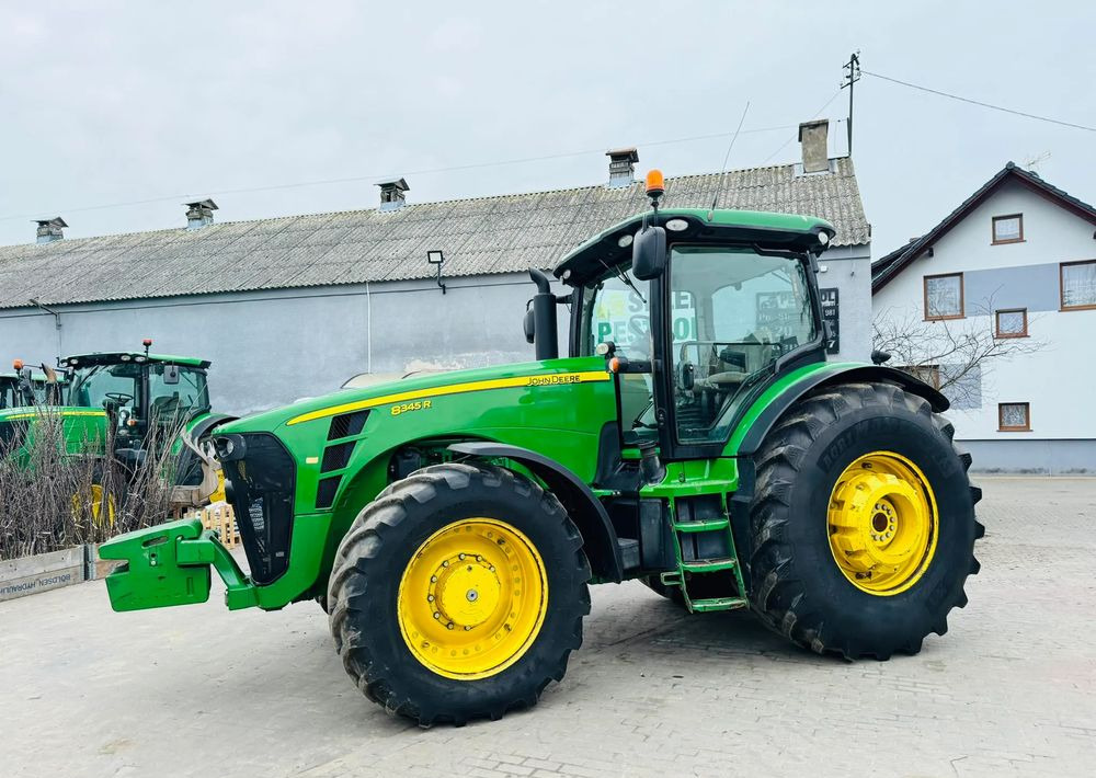 John Deere 8345R - Трактор: снимка 2 John Deere 8345R - Трактор: снимка 2