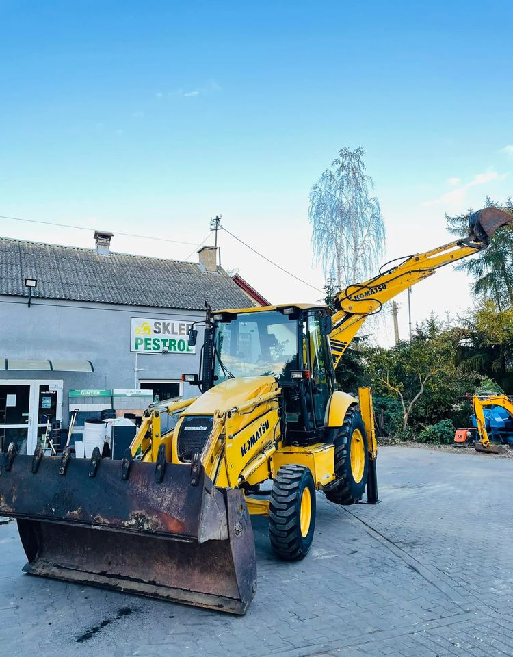 Komatsu WB93R - Багер-товарач: снимка 3 Komatsu WB93R - Багер-товарач: снимка 3