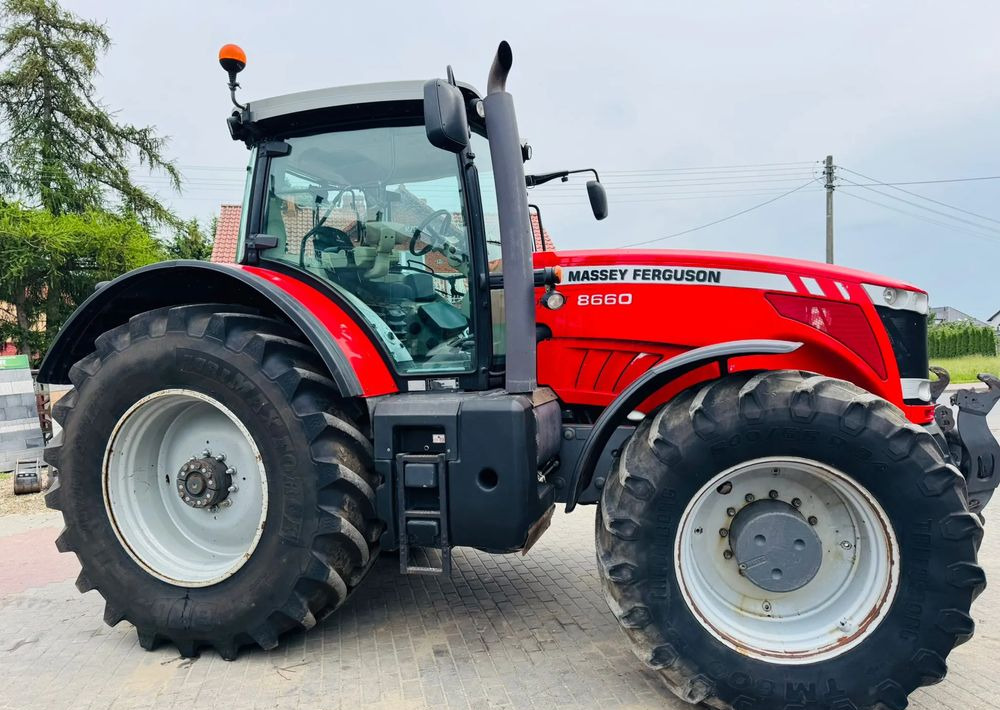 Massey Ferguson 8660 DYNA VT - Трактор: снимка 4 Massey Ferguson 8660 DYNA VT - Трактор: снимка 4
