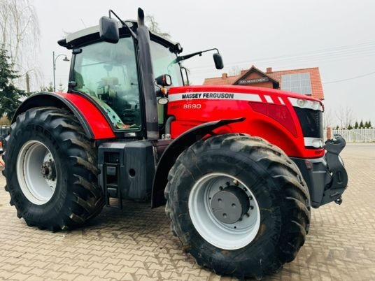 Massey Ferguson 8690 - Dyna VT - Vario - Трактор: снимка 4 Massey Ferguson 8690 - Dyna VT - Vario - Трактор: снимка 4