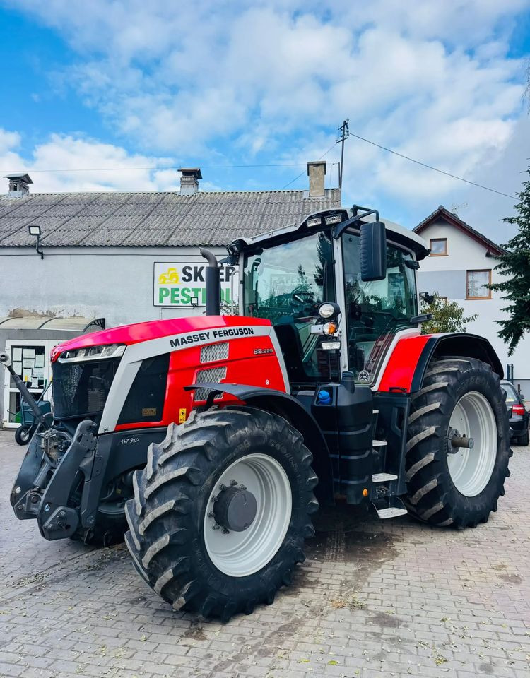 Massey Ferguson 8S.225 - Трактор: снимка 1 Massey Ferguson 8S.225 - Трактор: снимка 1