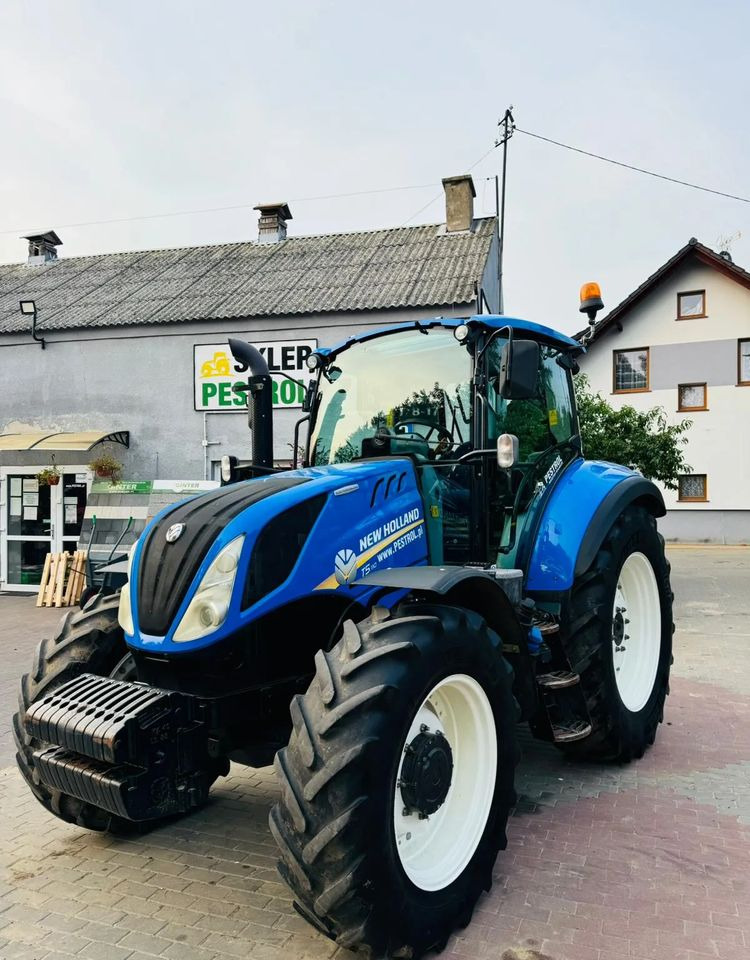 New Holland T5.110 - Трактор: снимка 1 New Holland T5.110 - Трактор: снимка 1
