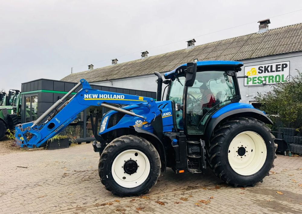 New Holland T6.180 - Трактор: снимка 1 New Holland T6.180 - Трактор: снимка 1