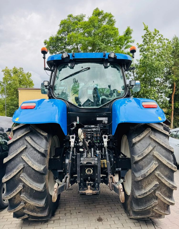 New Holland T7.210 - Трактор: снимка 3 New Holland T7.210 - Трактор: снимка 3