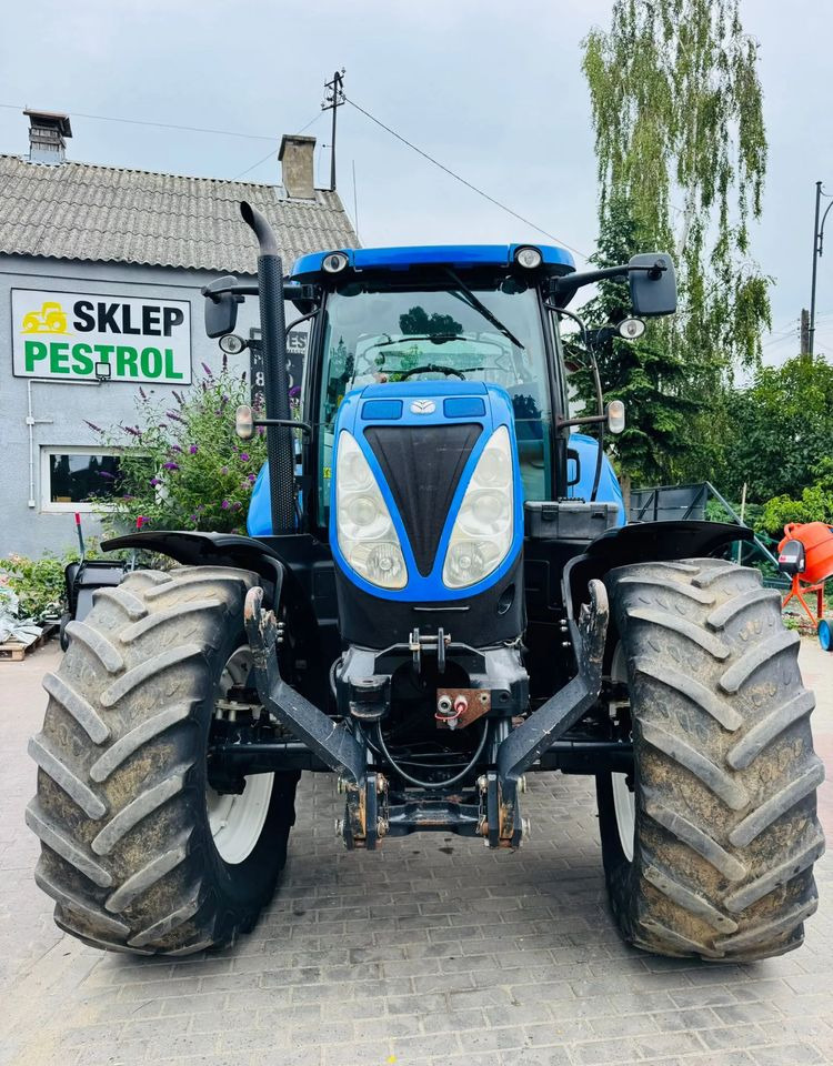 New Holland T7.210 - Трактор: снимка 1 New Holland T7.210 - Трактор: снимка 1