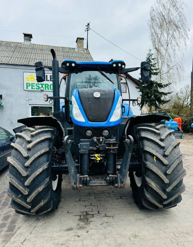 New Holland T7.230 AUTOCOMMAND - Трактор: снимка 5 New Holland T7.230 AUTOCOMMAND - Трактор: снимка 5