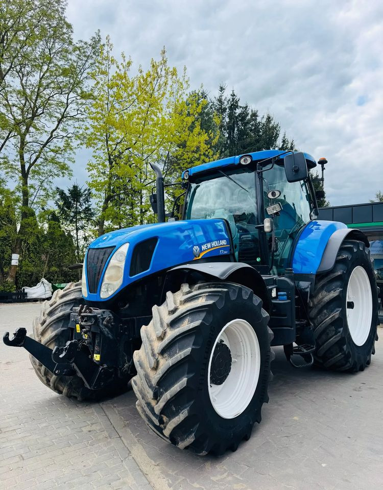 New Holland T7.260 Powercommand - Трактор: снимка 1 New Holland T7.260 Powercommand - Трактор: снимка 1