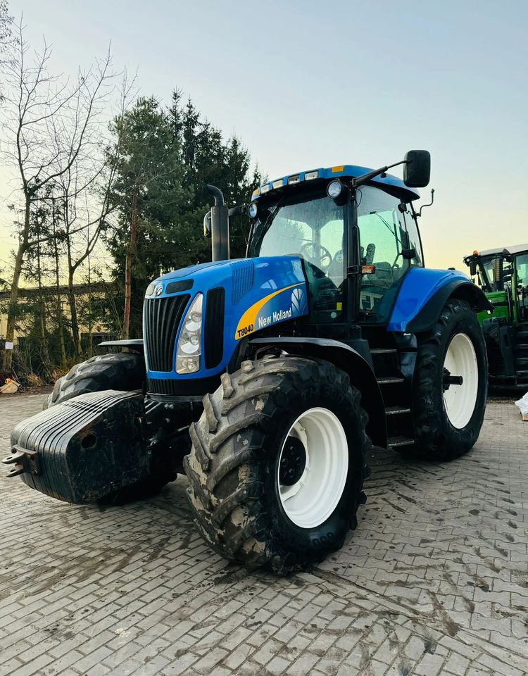 New Holland T8040 - Трактор: снимка 4 New Holland T8040 - Трактор: снимка 4