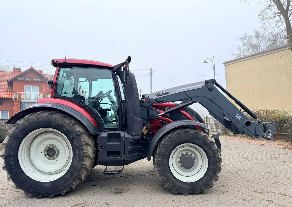 Valtra T174 - Трактор: снимка 4 Valtra T174 - Трактор: снимка 4