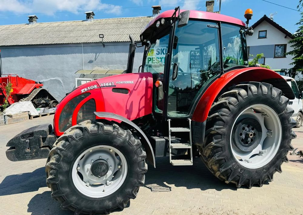 Zetor FORTERRA 11441 - Трактор: снимка 2 Zetor FORTERRA 11441 - Трактор: снимка 2
