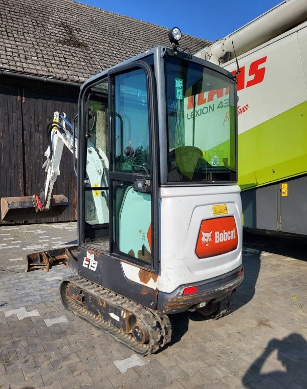 Bobcat E19 - Верижен багер: снимка 5 Bobcat E19 - Верижен багер: снимка 5