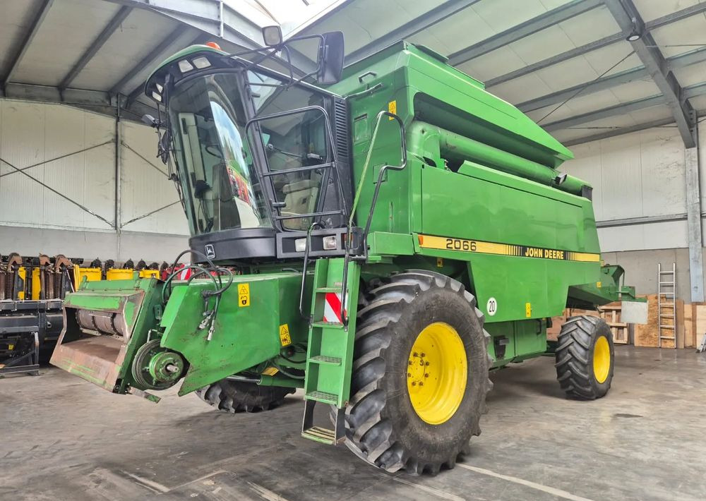 John Deere 2066 - Зърнокомбайн: снимка 3 John Deere 2066 - Зърнокомбайн: снимка 3