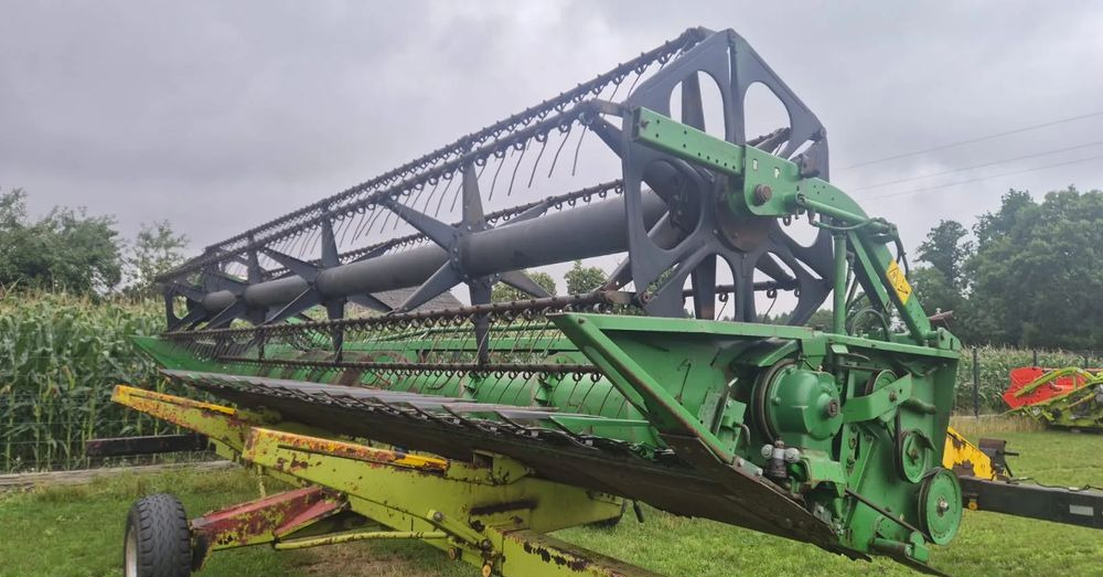 John Deere 922 - Хедер: снимка 1 John Deere 922 - Хедер: снимка 1