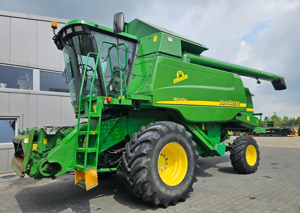 John Deere Wts 9640 HillMaster II - Зърнокомбайн: снимка 1 John Deere Wts 9640 HillMaster II - Зърнокомбайн: снимка 1