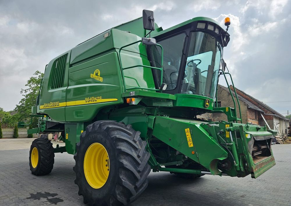 John Deere Wts 9640 HillMaster II - Зърнокомбайн: снимка 2 John Deere Wts 9640 HillMaster II - Зърнокомбайн: снимка 2