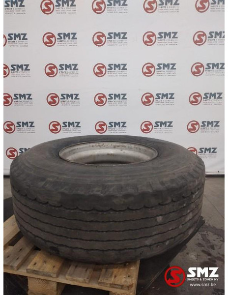 Bridgestone Occ vrachtwagenband Bridgestone R164 425/65R22.5 - Гума за Камион: снимка 1 Bridgestone Occ vrachtwagenband Bridgestone R164 425/65R22.5 - Гума за Камион: снимка 1