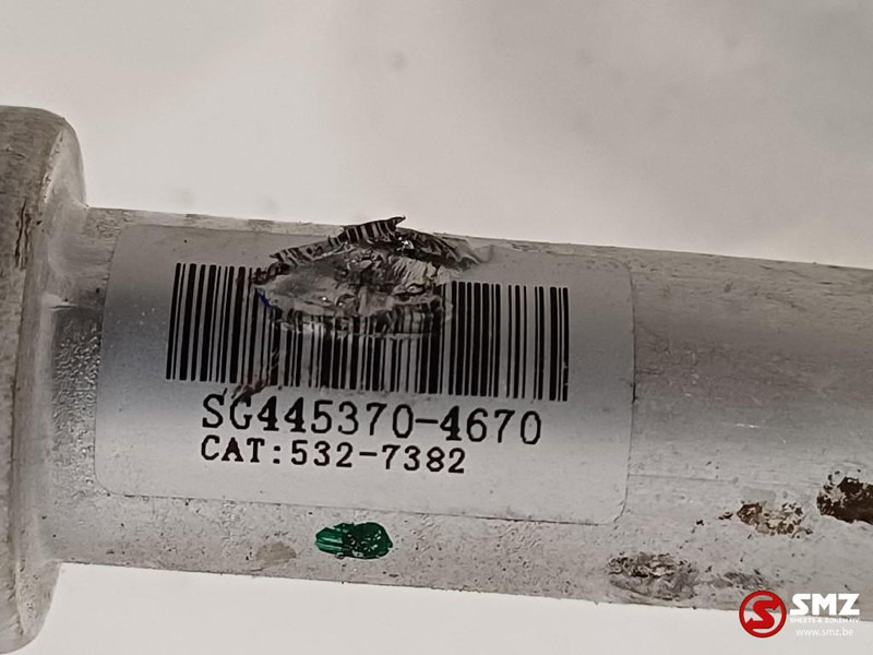 Caterpillar Cooling hose Caterpillar - Охладителна система за Камион: снимка 4 Caterpillar Cooling hose Caterpillar - Охладителна система за Камион: снимка 4