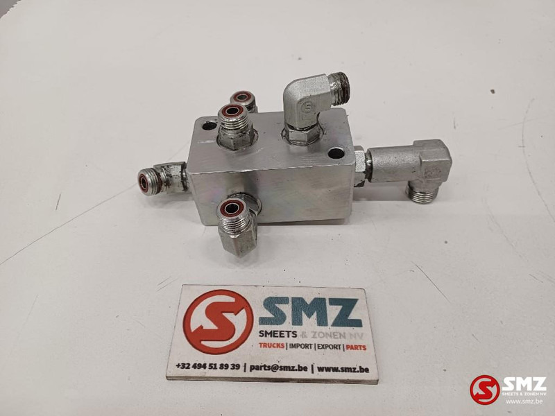 Caterpillar Hydraulic block Caterpillar - Хидравлика за Камион: снимка 2 Caterpillar Hydraulic block Caterpillar - Хидравлика за Камион: снимка 2