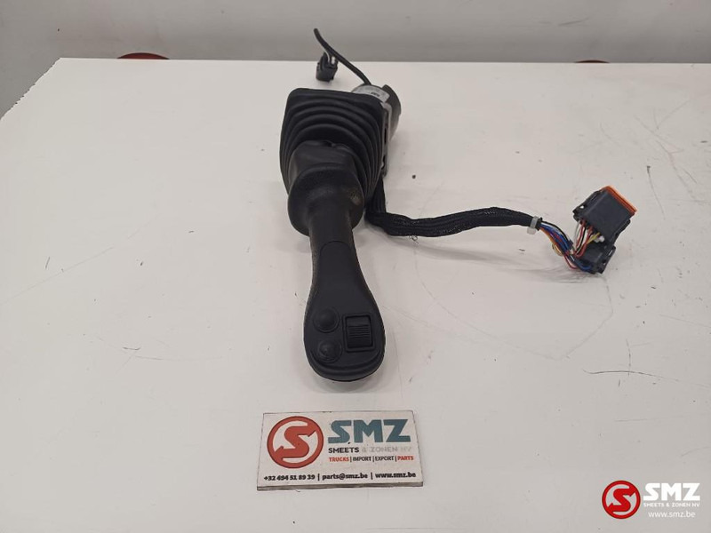 Caterpillar Joystick control + 4 Button right joystickgrip Cat - Кабина и интериор за Подемно-транспортна техника: снимка 3 Caterpillar Joystick control + 4 Button right joystickgrip Cat - Кабина и интериор за Подемно-транспортна техника: снимка 3