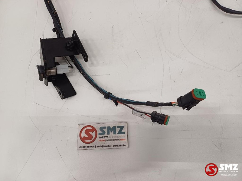 Caterpillar Wiring harnesses chassis + lightning Caterpillar - Кабели/ Жици за Камион: снимка 4 Caterpillar Wiring harnesses chassis + lightning Caterpillar - Кабели/ Жици за Камион: снимка 4